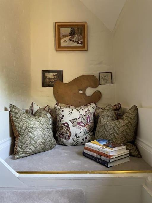 Holly Cottage, 2, Northbrook Park, Farnham-Up To 6 Adults Exterior foto